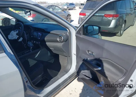 2024 Nissan Kicks Sv Xtronic Cvt from USA, damaged, VIN 3N1CP5CV0RL490911